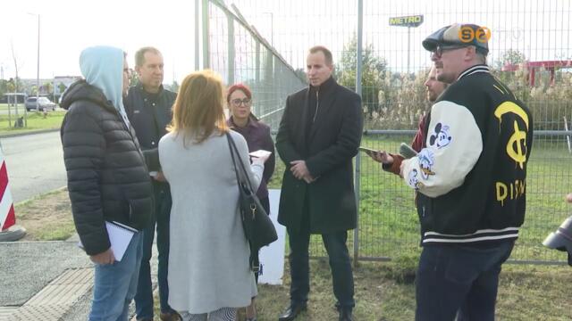 Elkészült az új gyalogátkelőhely a METRO áruház előtti szervizúton Elkészült az új gyalogátkelőhely a METRO áruház előtti szervizúton