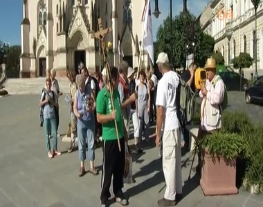 T�bb t�zezeren vettek r�szt a h�tv�g�n megrendezett 1�ton Nemzetk�zi Zar�ndoknapon