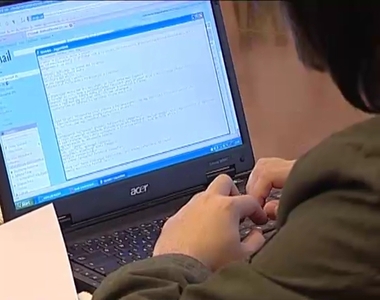 Gyorsabb és egyszerűbb lesz az e-ügyintézés Gyorsabb és egyszerűbb lesz az e-ügyintézés