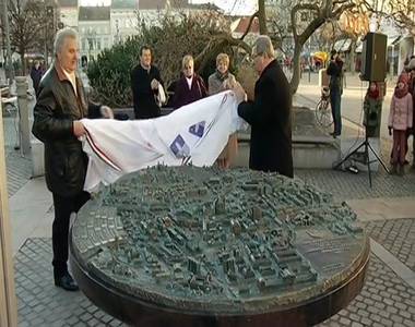 V�rosmakett a F� t�ren