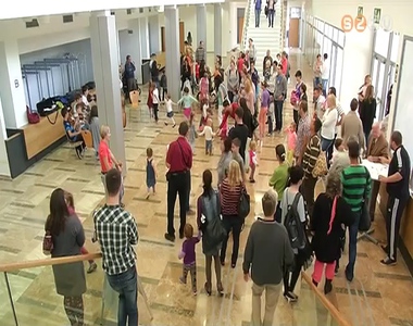 Csal�di j�tsz�h�zat szerveztek vas�rnap d�lel�tt a sporth�zban