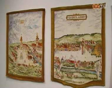 Műhelytitkokat árul el legújabb kiállításán Sütő Éva Műhelytitkokat árul el legújabb kiállításán Sütő Éva